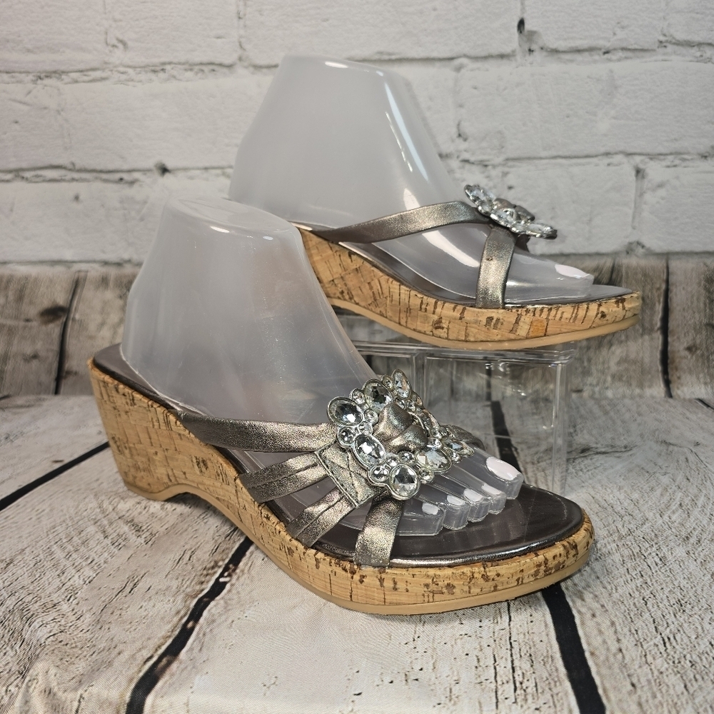 Yellow Box Silver Wedge Sandals with Crystal Embellishments Cork Heel Womens 9 - Picture 2 of 8